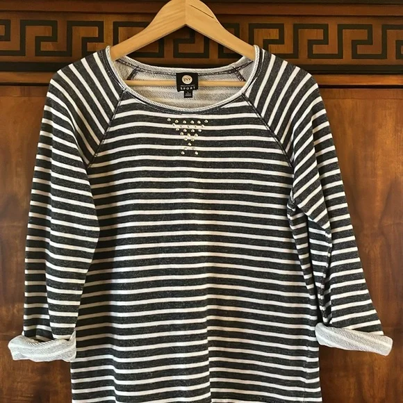 Jones New York sport women’s blouse size Large in good condition smoke free home - Picture 6 of 11